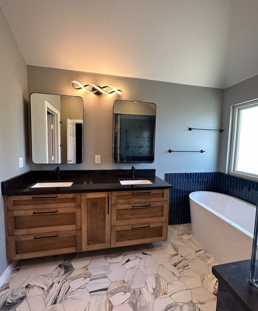 Varezo Freestanding Tub | Luxart Collection