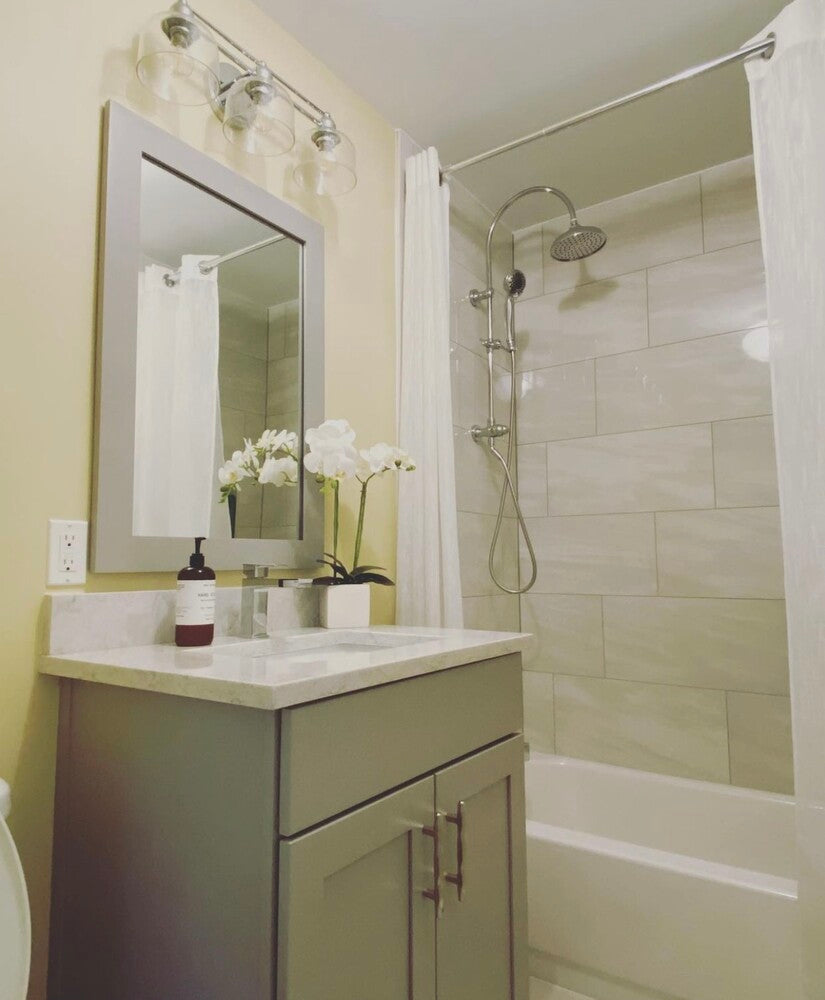 Traditional Shower Column Rail