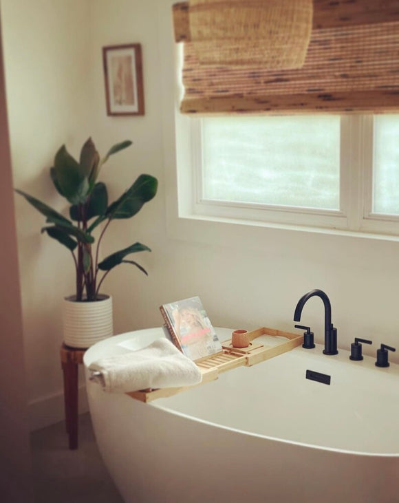 Nubina Gloss Finish Freestanding Tub